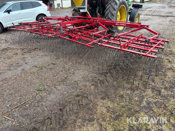 Ogräsharv med fröspridare Doublet Record