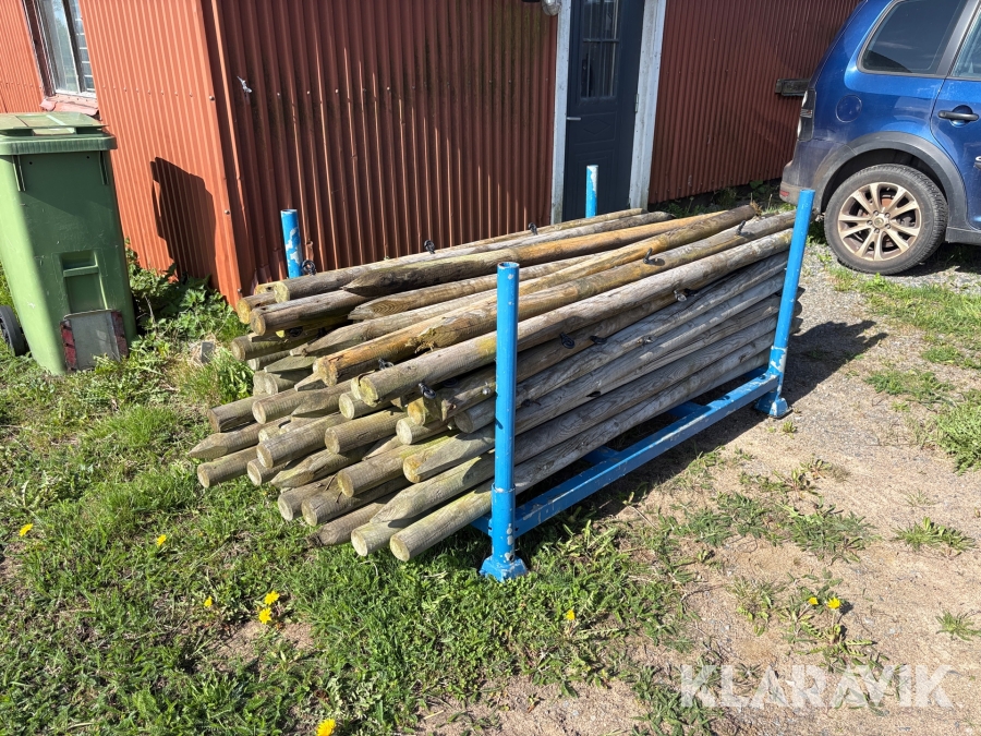 Staketstolpar 2m 70st