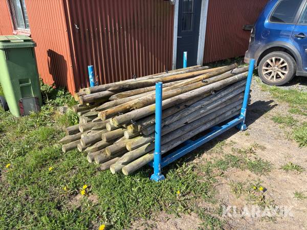 Staketstolpar 2m 70st