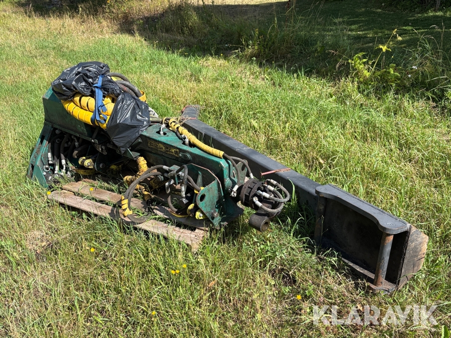 Skördaraggregat BJM 350 med stegmatare och egentillverkad arm