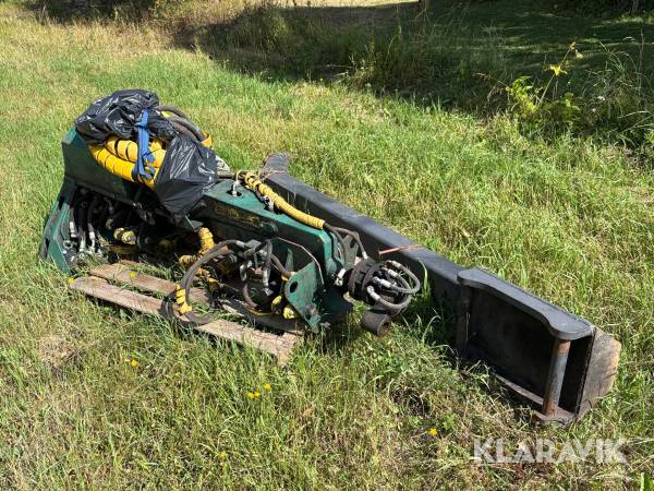 Skördaraggregat BJM 350 med stegmatare och egentillverkad arm