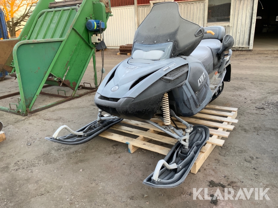 Snöskoter Lynx Adventure LX 550