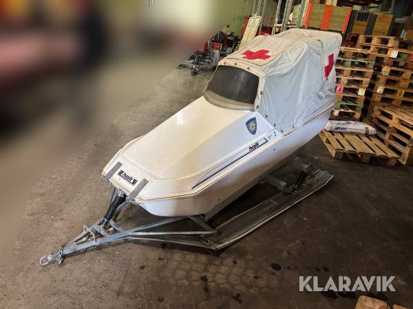 Skoterpulka/ räddningskälke Hajk