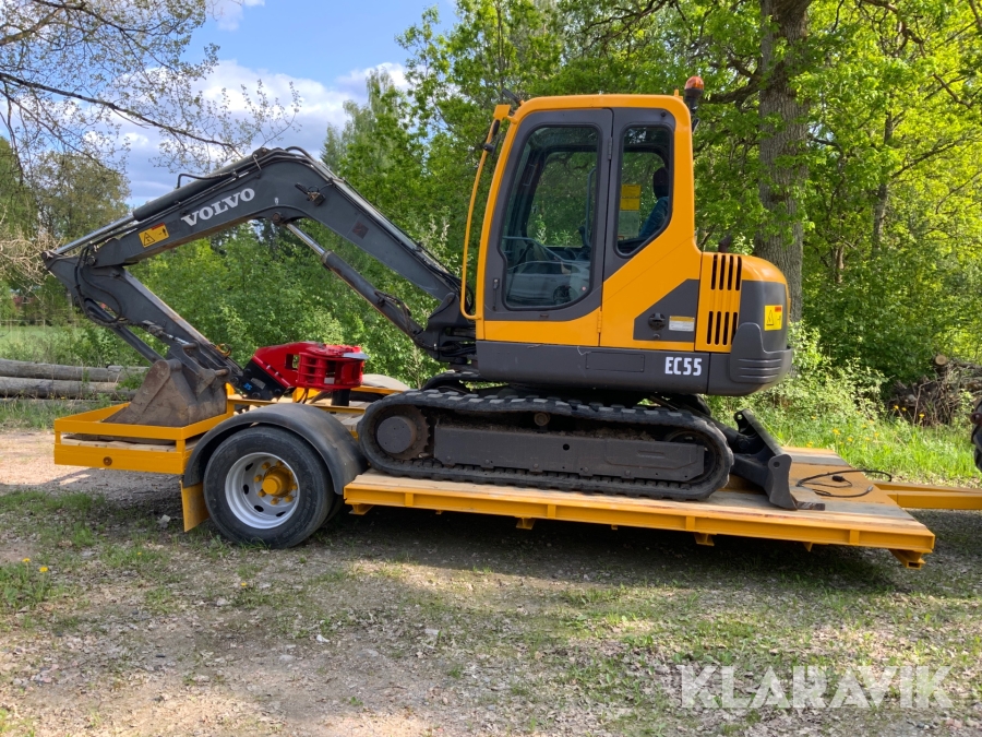 Grävmaskin Volvo EC55 med bromsad trailer  Dalaklipp+skopa