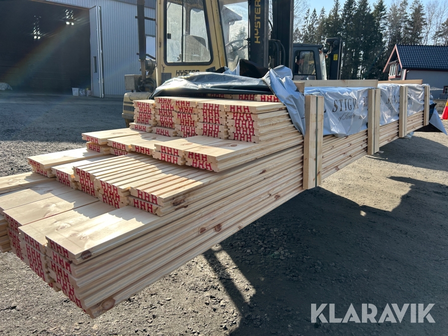 Golv Stigma Furu 32 x 190 med fas