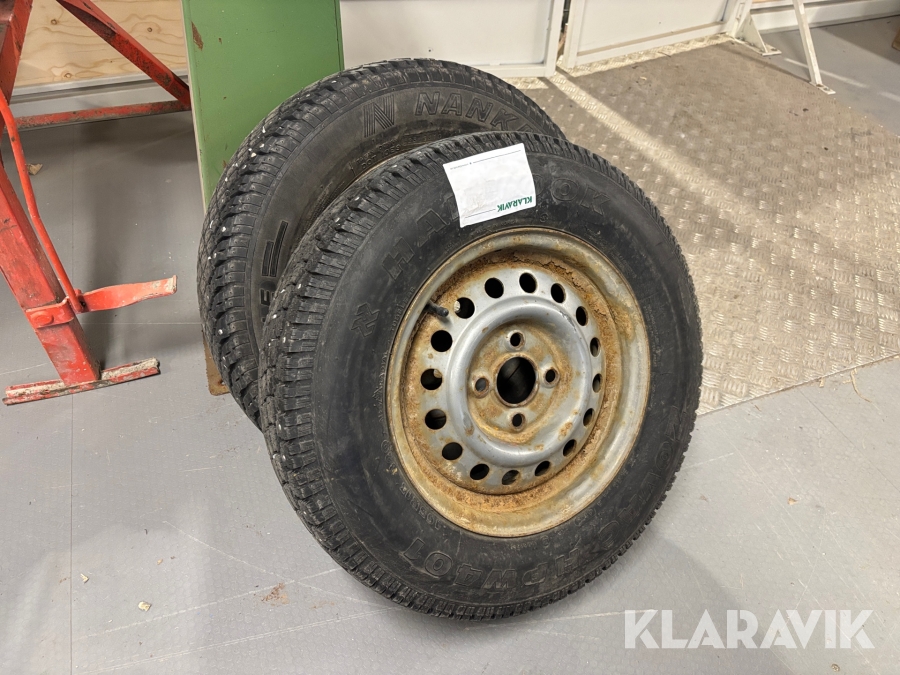 Släpvagnsdäck 2 st