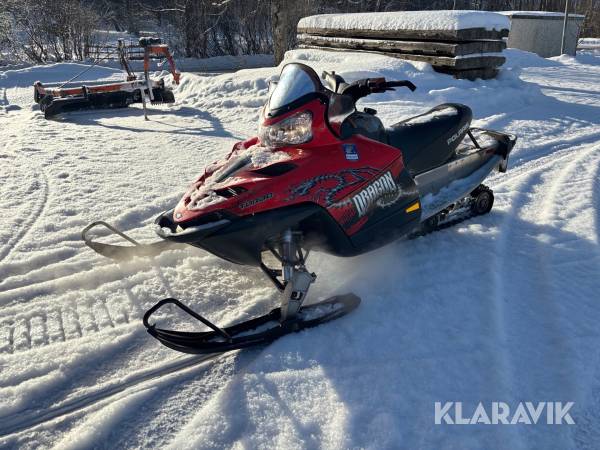 Snöskoter Polaris FST IQ Dragon