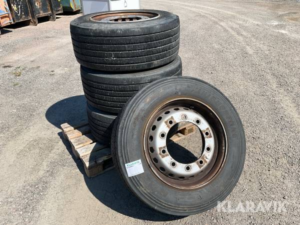 Lastbilsdäck Bridgestone 355/50R22,5 4st