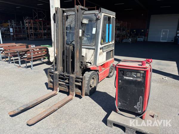 Truck Kalmar Climax 2420