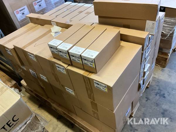 Träskruv Marcopol försänkt, ca 23 000 st för inomhusbruk, 6X240/70, 6X200/70, 6X90/40 mm.