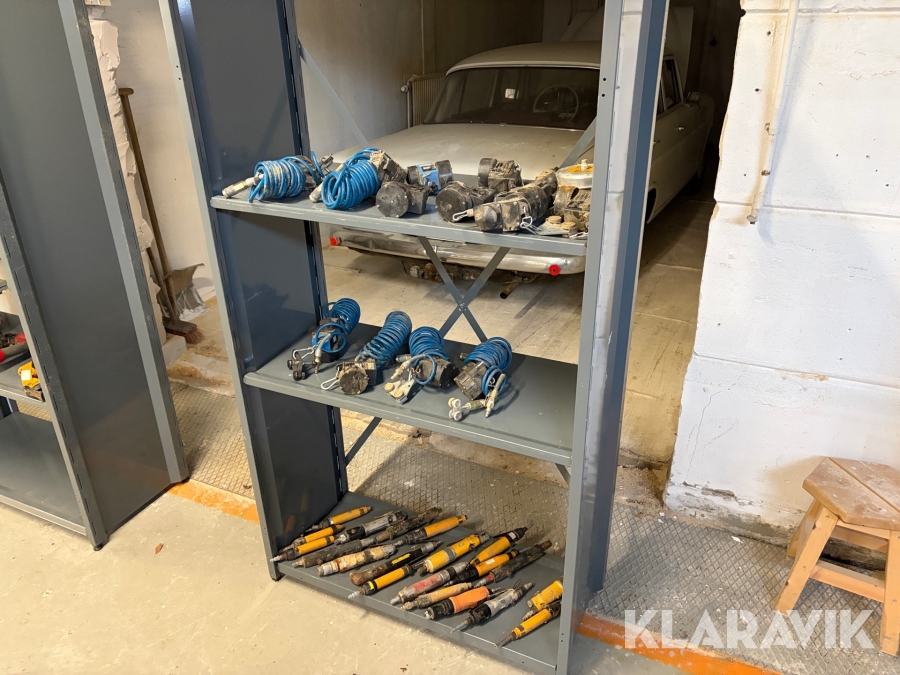 Parti med luftverktyg med tillbehör