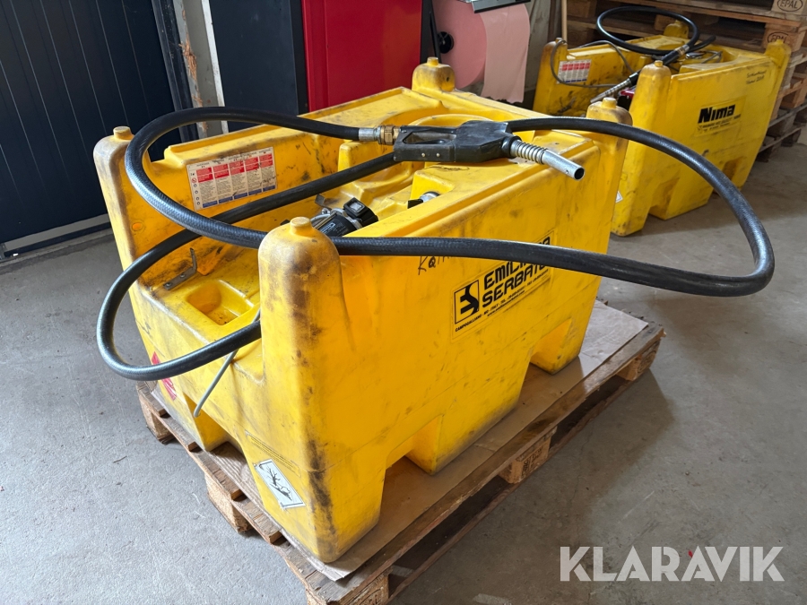 Dieseltank Emiliana Serbatoi 220Z1 2 st