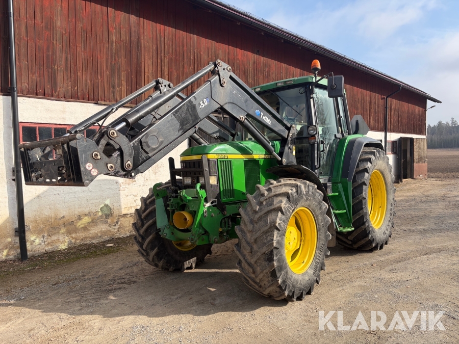 Traktor John Deere 6910
