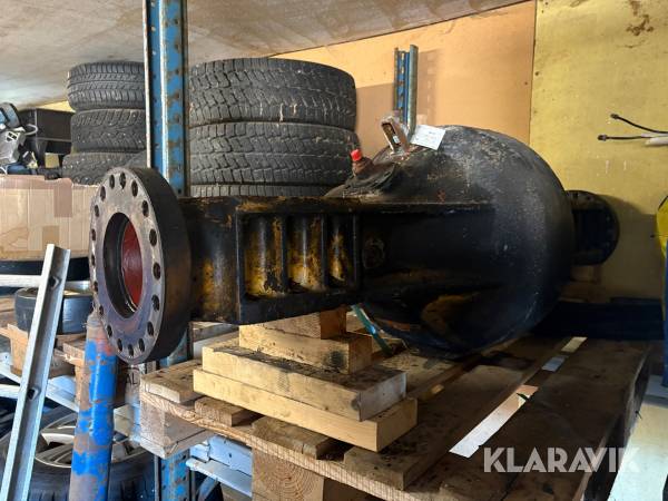 Framaxel till lastmaskin Volvo L120 B