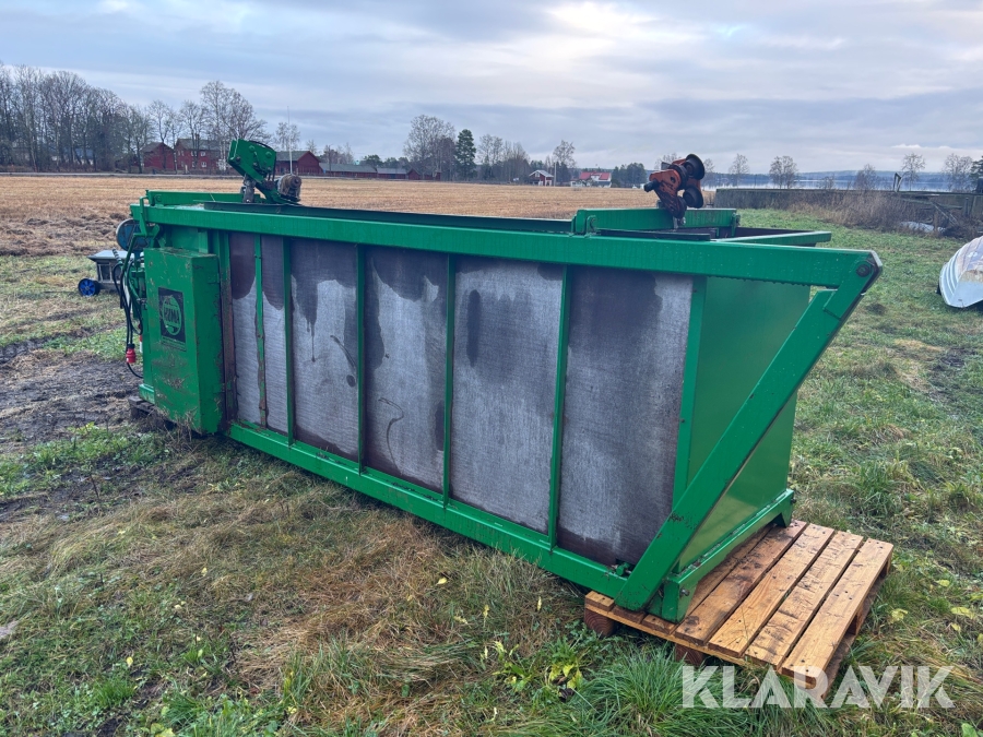 Fodervagn Huma R.135 rälshängd