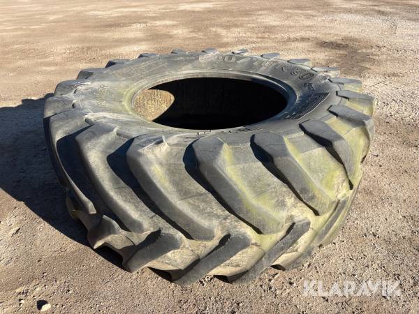 Traktordäck Pirelli TM 900