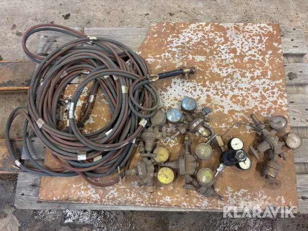 Diverse gasklockor & slangar till gassvets