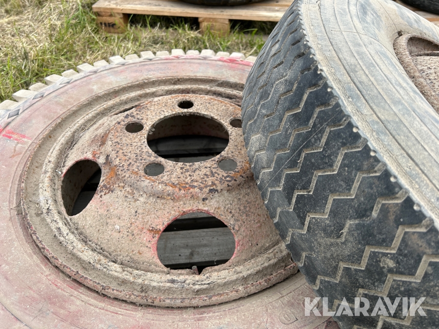 Lastbilsdäck 7.50-20, 8.5R17.5