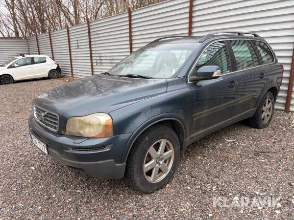 Volvo XC90 2.5T AWD 209 hk Reparationsobjekt