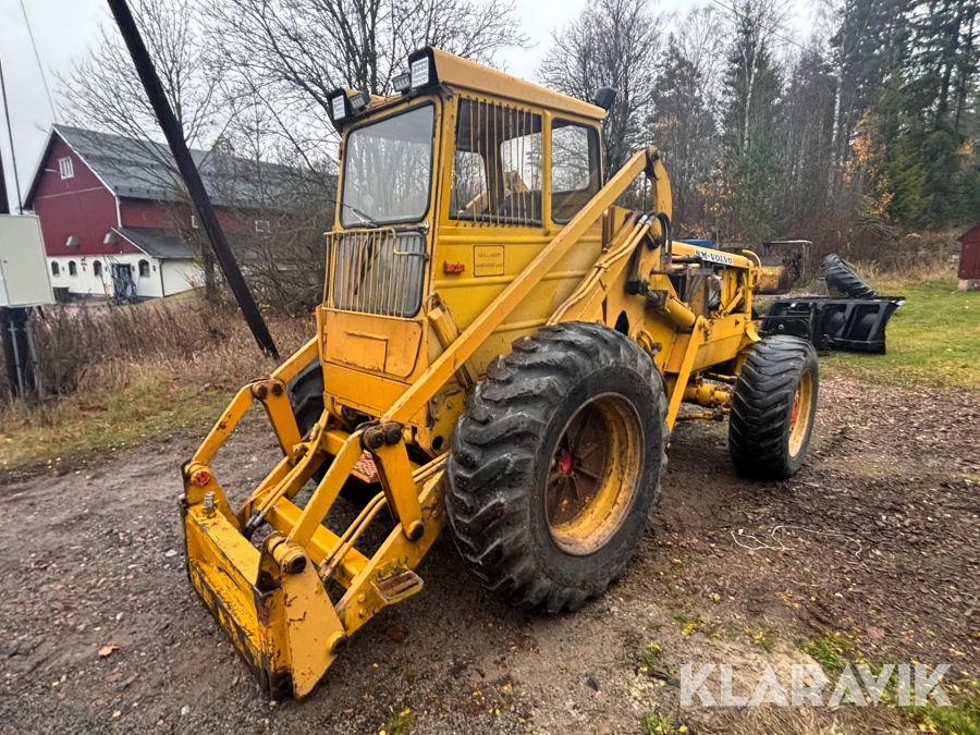 Baklastare Volvo BM LM 641 - bred hytt