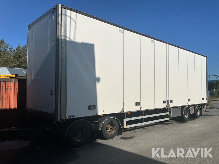 Släp NTM UTP-39L-4 med öppningsbar sida