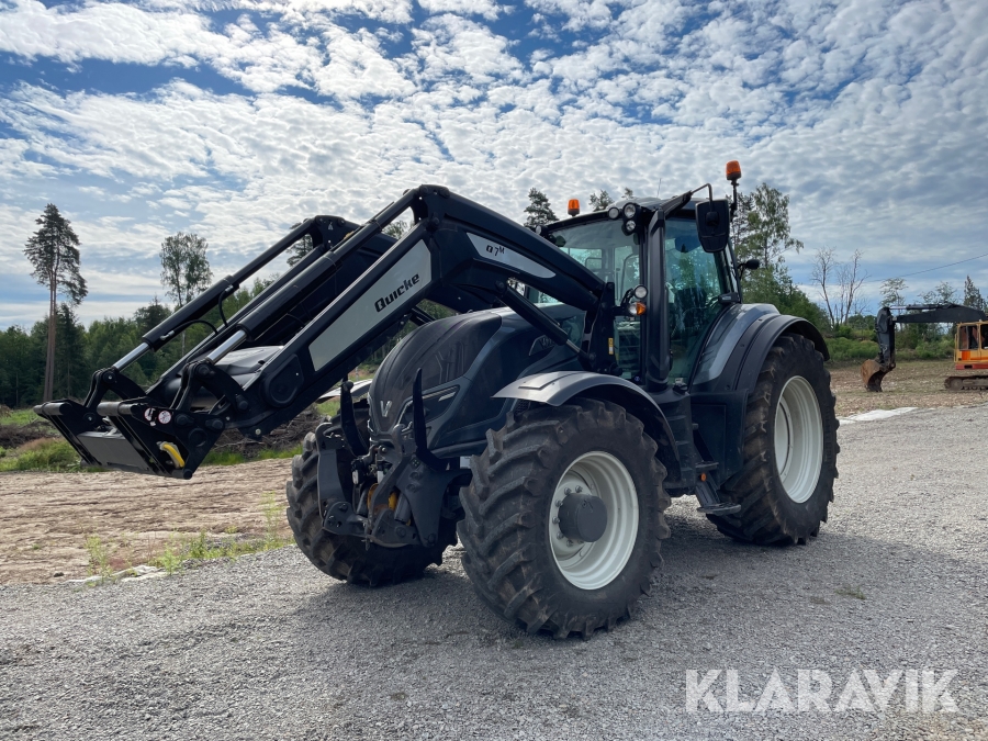 Traktor Valtra T214