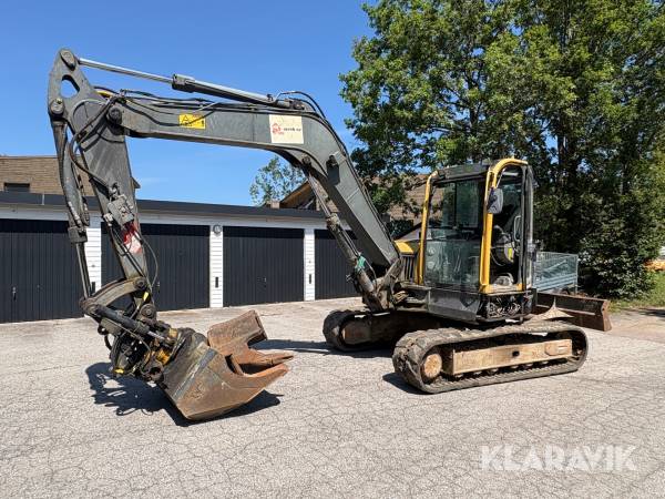Grävmaskin Volvo ECR88Plus med skopa och redskap S40