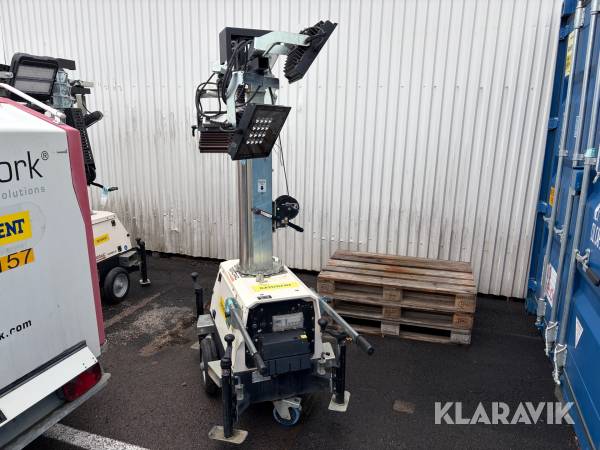 Belysningsmast Generac 7 m (4x185W)