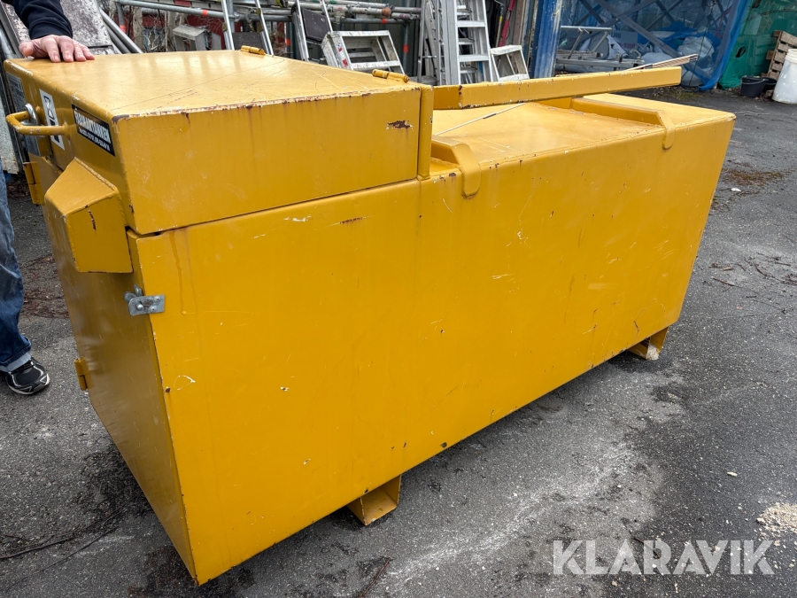 Dieseltank med pump Färmartanken 990L