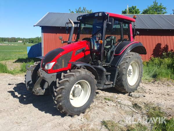 Traktor Valtra N103