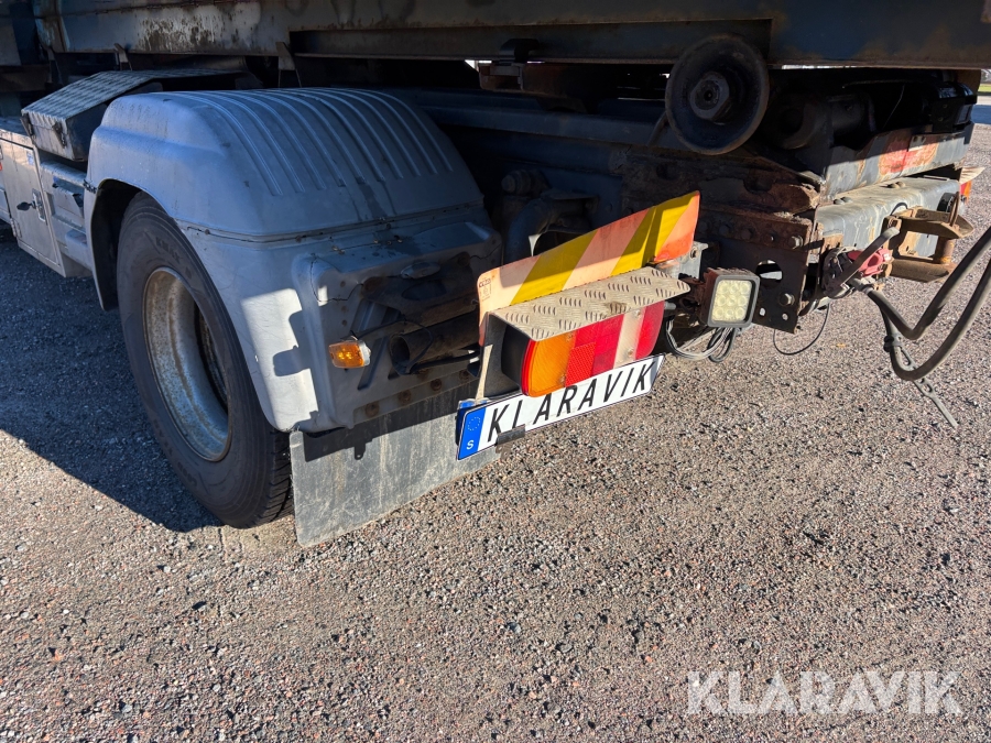Lastväxlare Mercedes-Benz 1529 Atego med flak