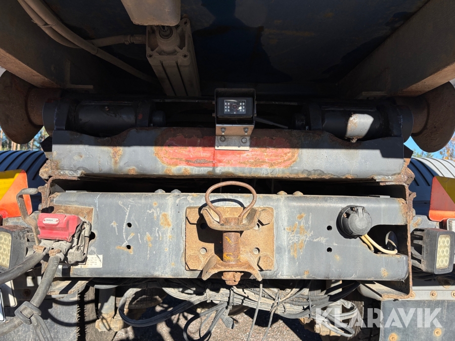 Lastväxlare Mercedes-Benz 1529 Atego med flak
