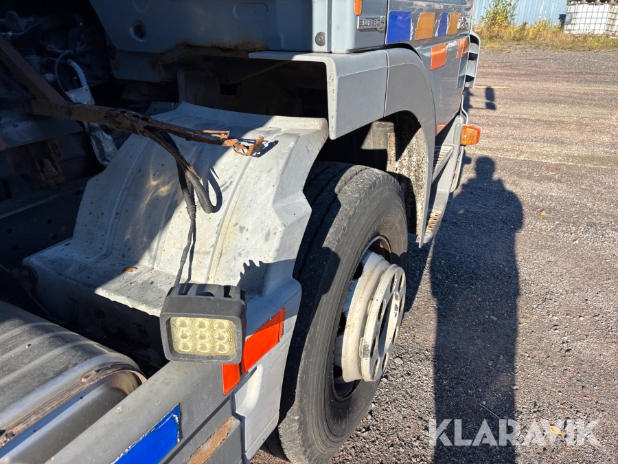Lastväxlare Mercedes-Benz 1529 Atego med flak