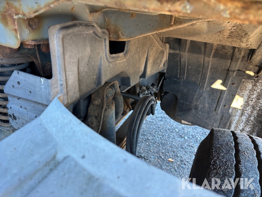 Lastväxlare Mercedes-Benz 1529 Atego med flak