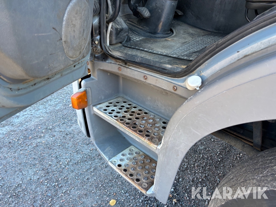 Lastväxlare Mercedes-Benz 1529 Atego med flak