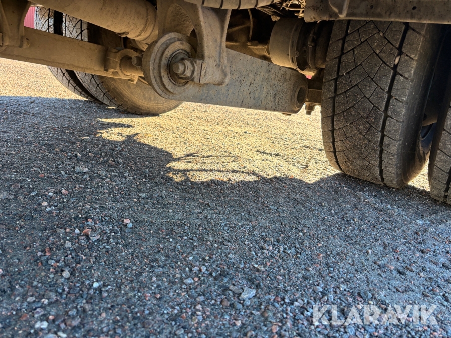 Lastväxlare Mercedes-Benz 1529 Atego med flak