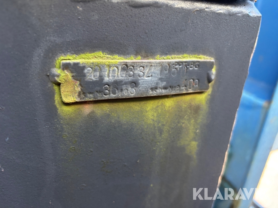 Lastväxlare Mercedes-Benz 1529 Atego med flak
