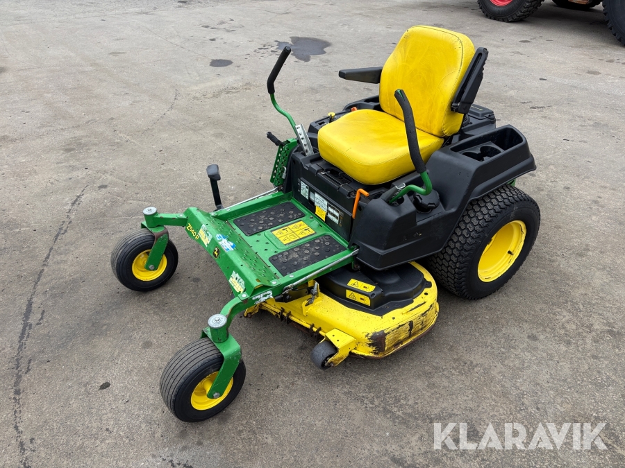 Spakstyrd åkgräsklippare John Deere Z540R