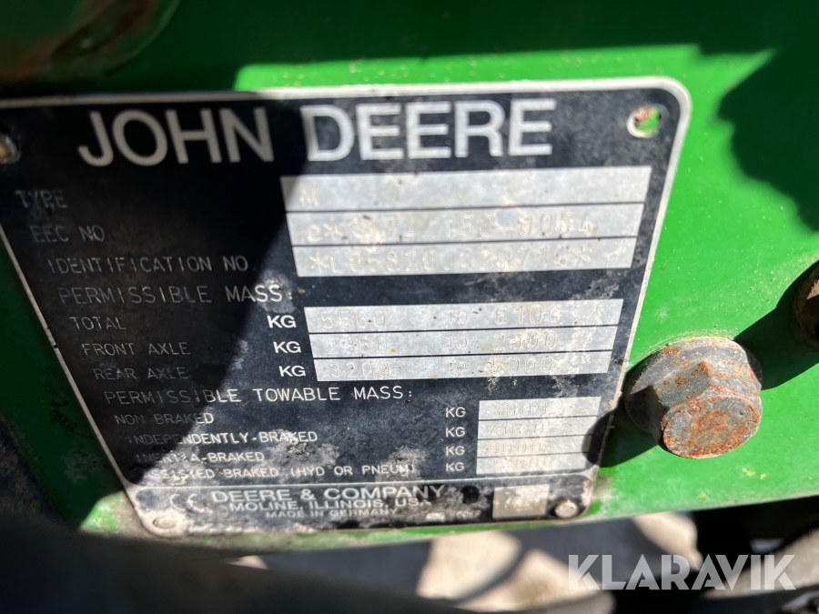 Traktor John Deere 5820, Vänersborg, Klaravik auktioner