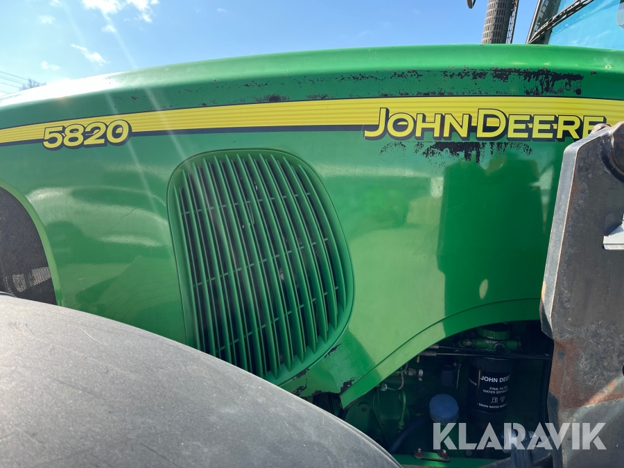 Traktor John Deere 5820, Vänersborg, Klaravik auktioner