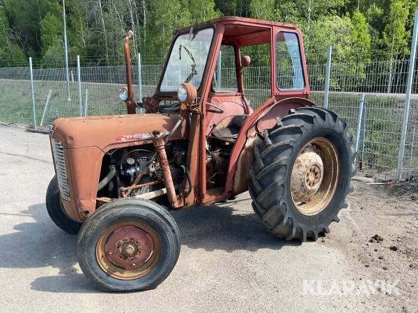 Veterantraktor Massey Ferguson 35