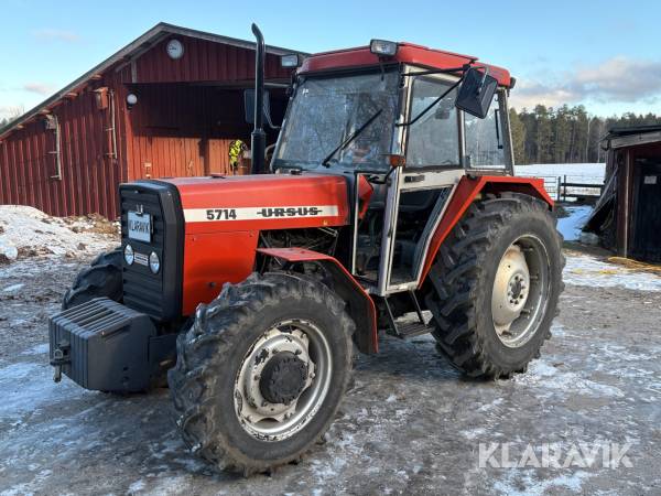 Traktor Ursus 5714