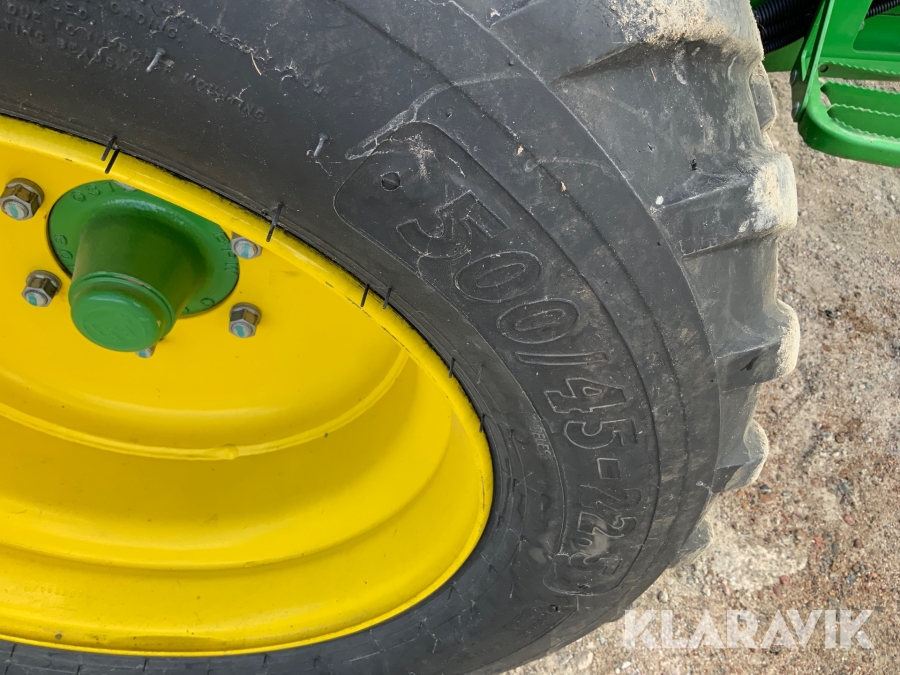 Rundbalspress John Deere C451R, Tingsryd, Klaravik auktioner