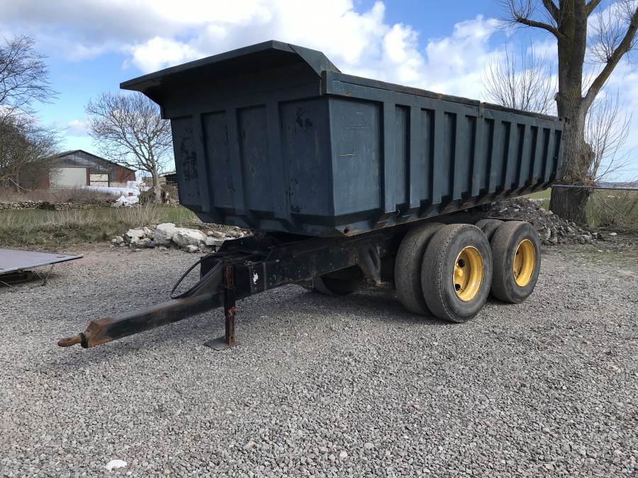 Dumpervagn till traktor