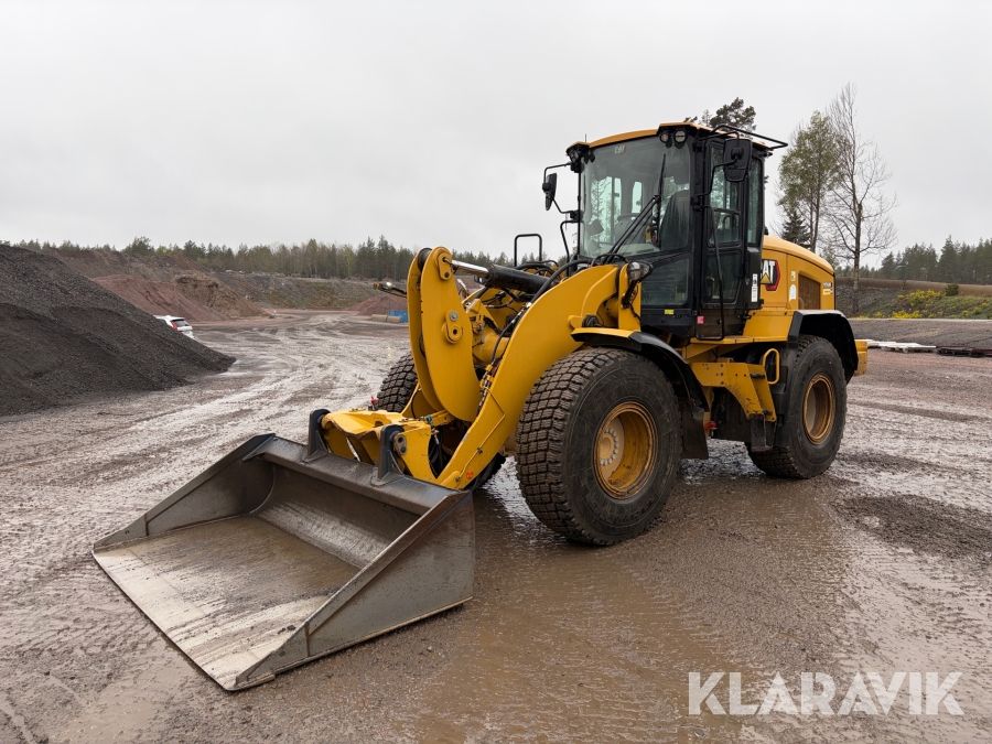 Hjullastare CAT 926M med redskap