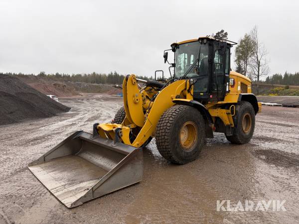 Hjullastare CAT 926M med redskap