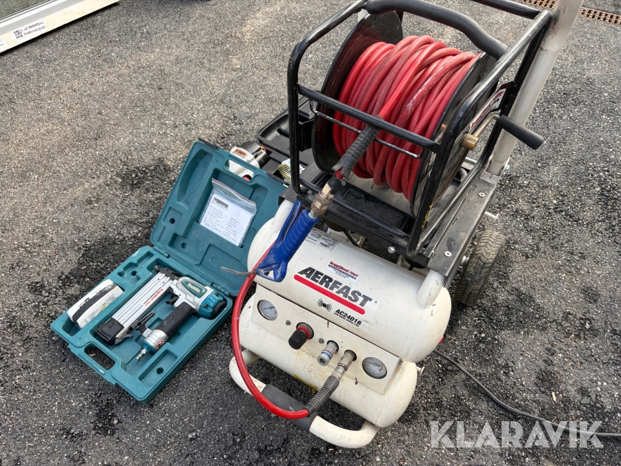 Kompressor Aerfast AC24016 med slang och verktyg