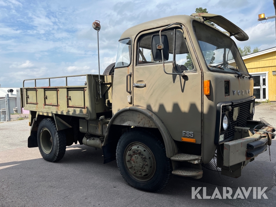 Lastbil Volvo F85-4x4 Nya snökedjor i påse
