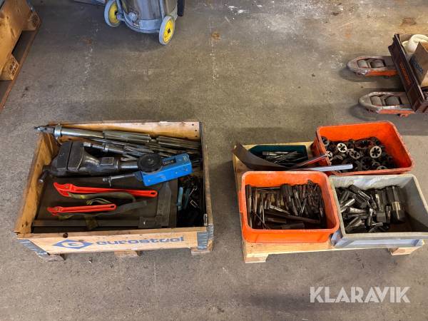 Parti med verktyg & redskap till industrimaskiner
