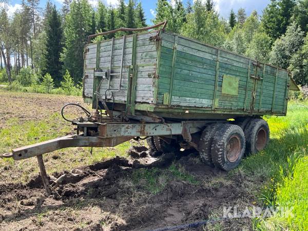Vagn med flervägstipp